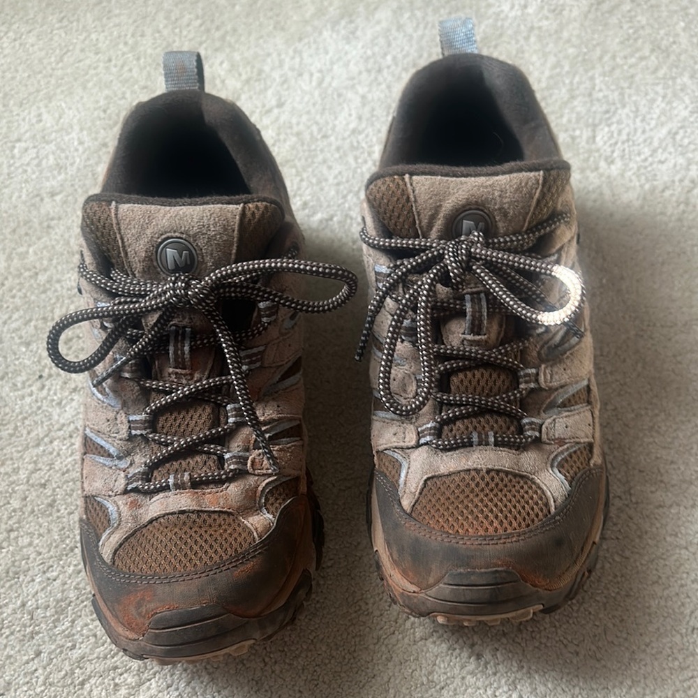 Merrell Vibram Women’s size 9.5 hiking boots